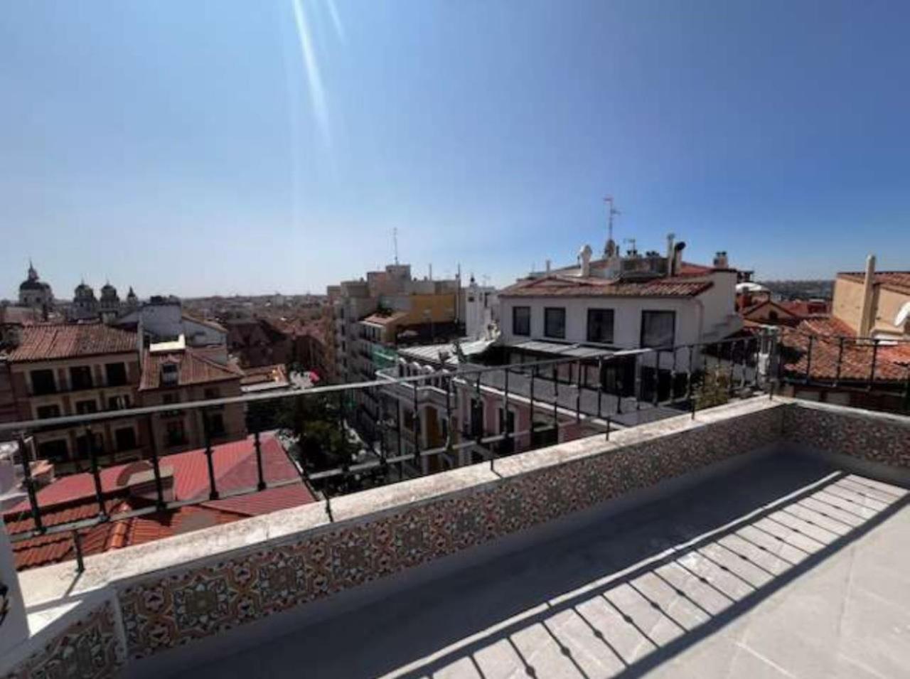 Apartamentos El Tiempo Madrid Exterior photo