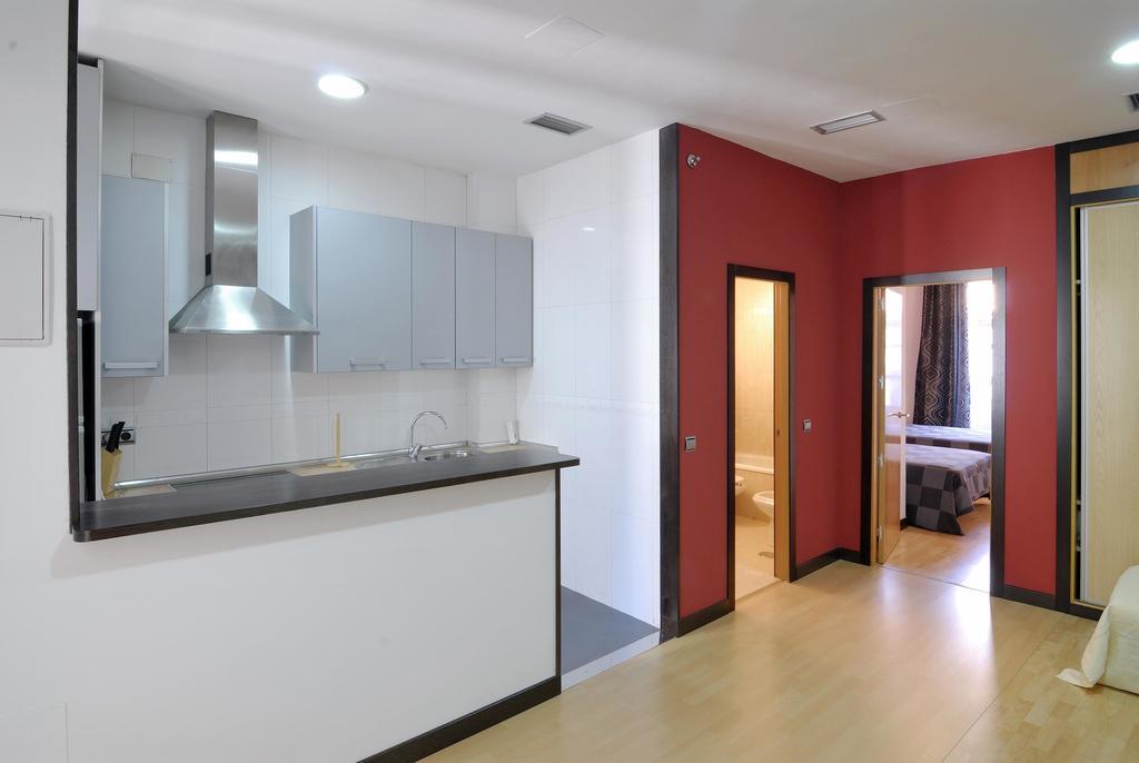 Apartamentos El Tiempo Madrid Exterior photo