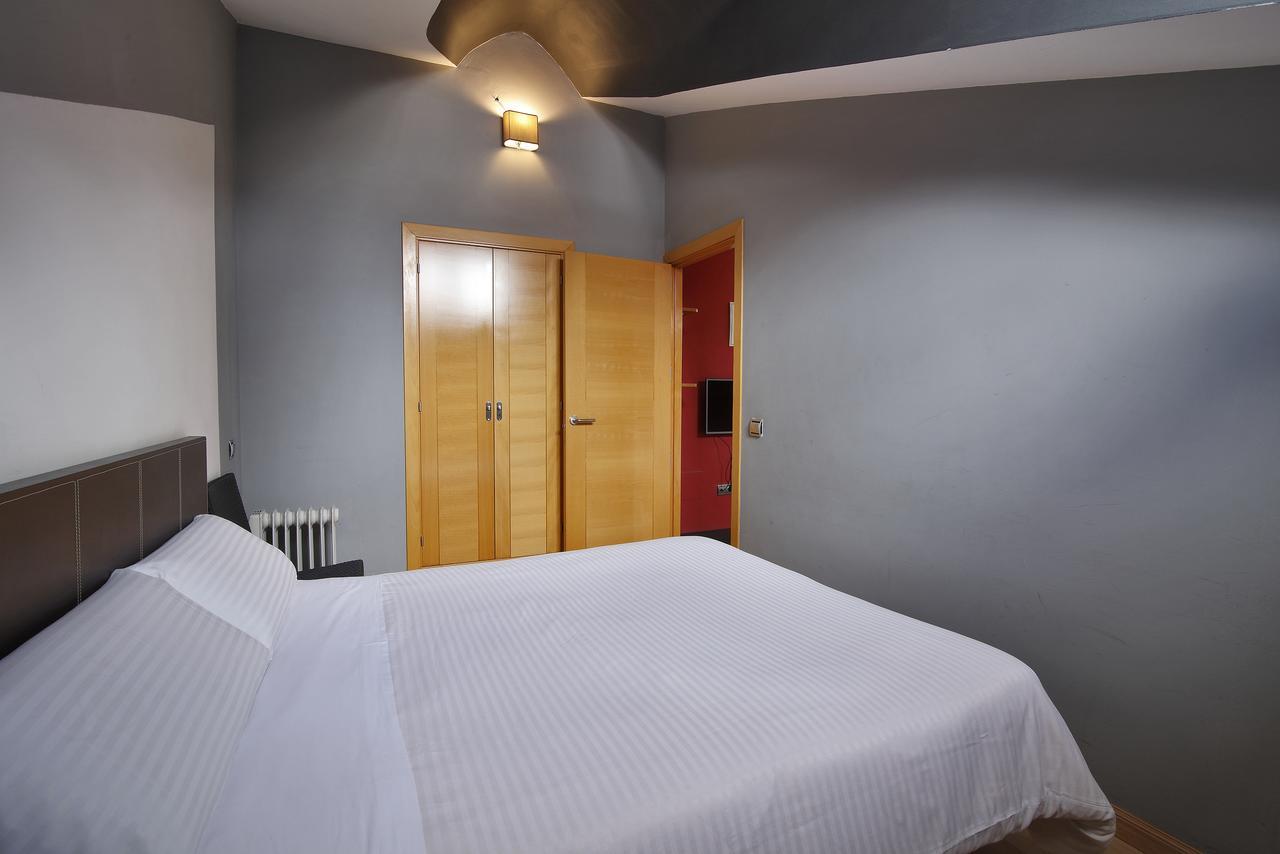 Apartamentos El Tiempo Madrid Exterior photo