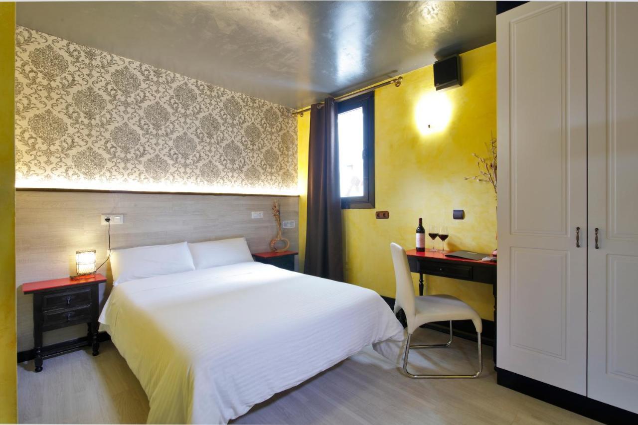 Apartamentos El Tiempo Madrid Exterior photo